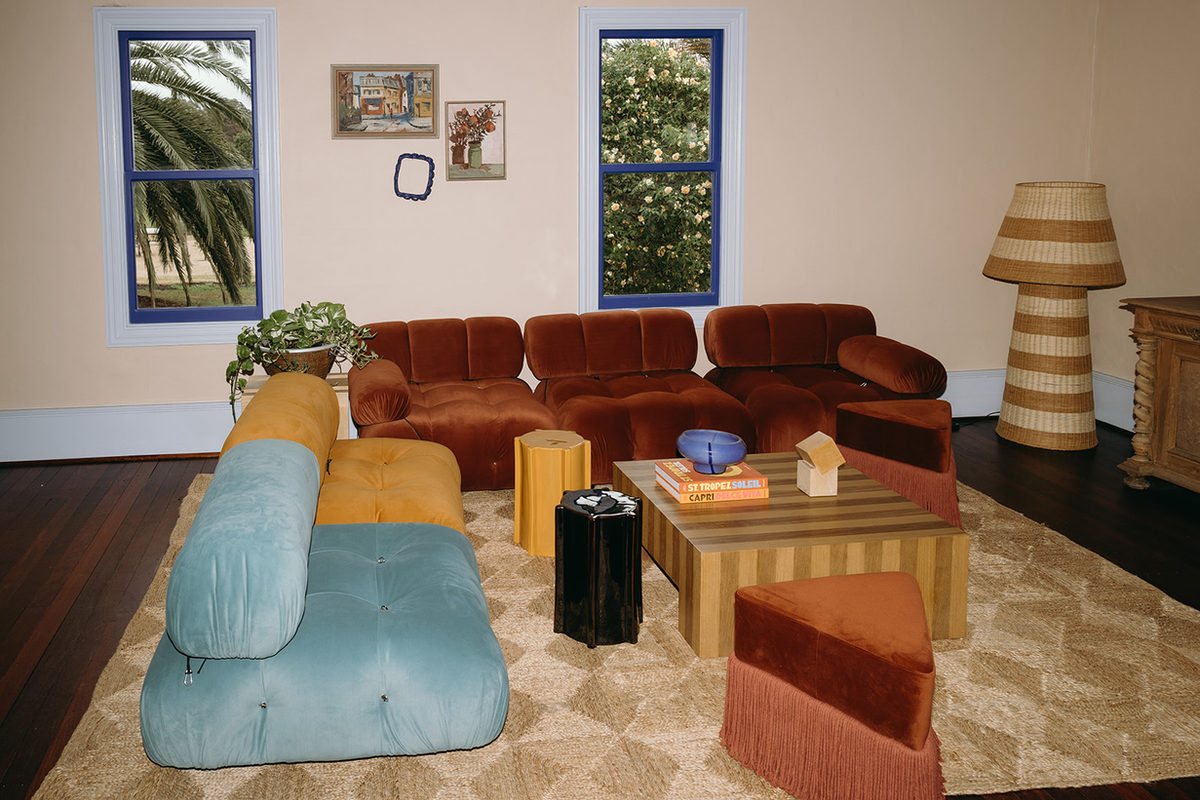 The lounge of the Sienna House
